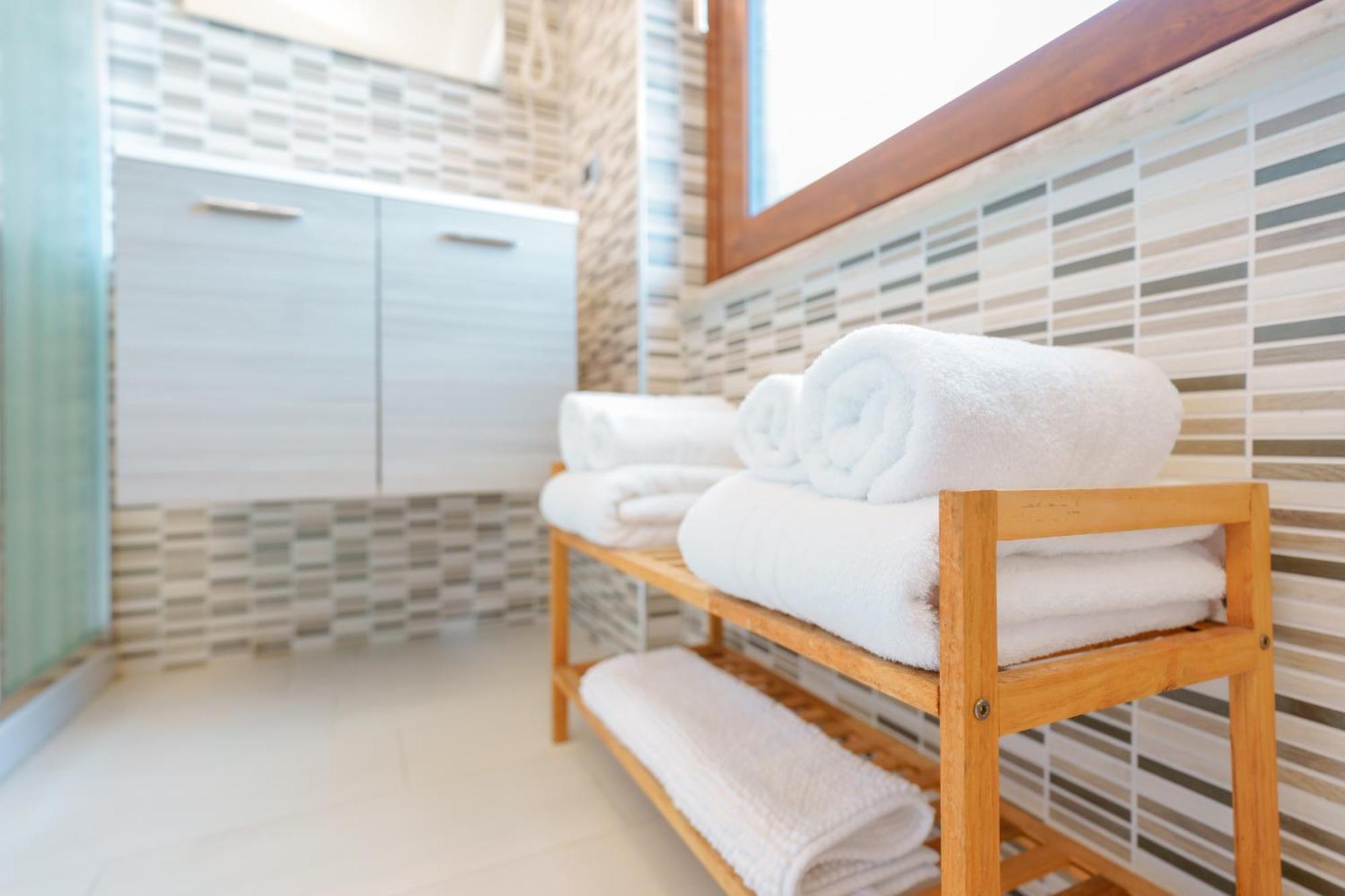 Bed and Breakfast Unplug Quartu SantʼElena Exterior foto